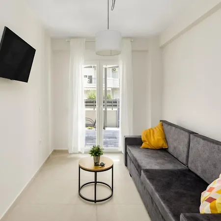 V Luxury With Pool Apartmanhotel 4*