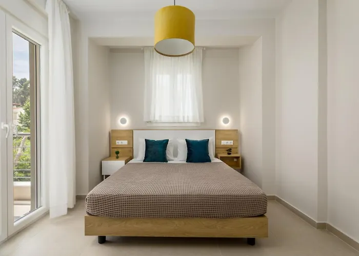 Hotel de apartamente V Luxury With Pool Siviri